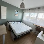 Cosy Vue Au Coeur Des Sablettes Апартаменты *
