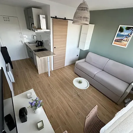 Апартаменты Cosy Vue Au Coeur Des Sablettes